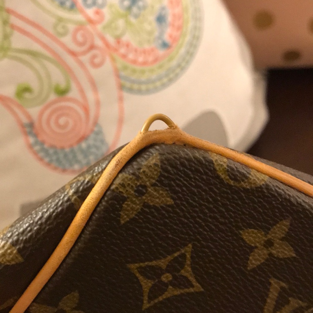 PreLoved Authentic LV crossbody - Picture 7 of 8